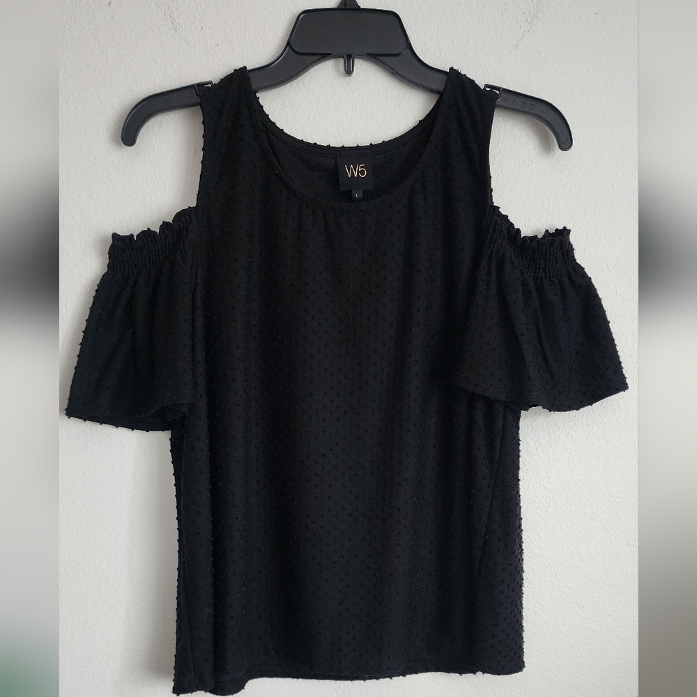 W5 Black Cold Shoulder Top Ruffle Stretch Sleeves  (EUC) Sz L